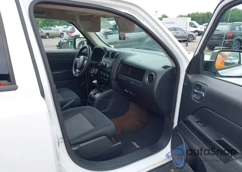 2015 Jeep Patriot Sport из США, поврежденный, VIN 1C4NJRBB9FD248139